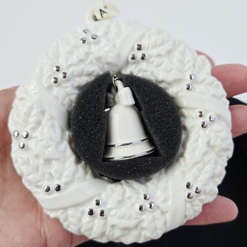 PANDORA Limited Edition 2016 Jared Wreath Ornament Porcelain CAMAW1 60002 - Picture 3 of 8